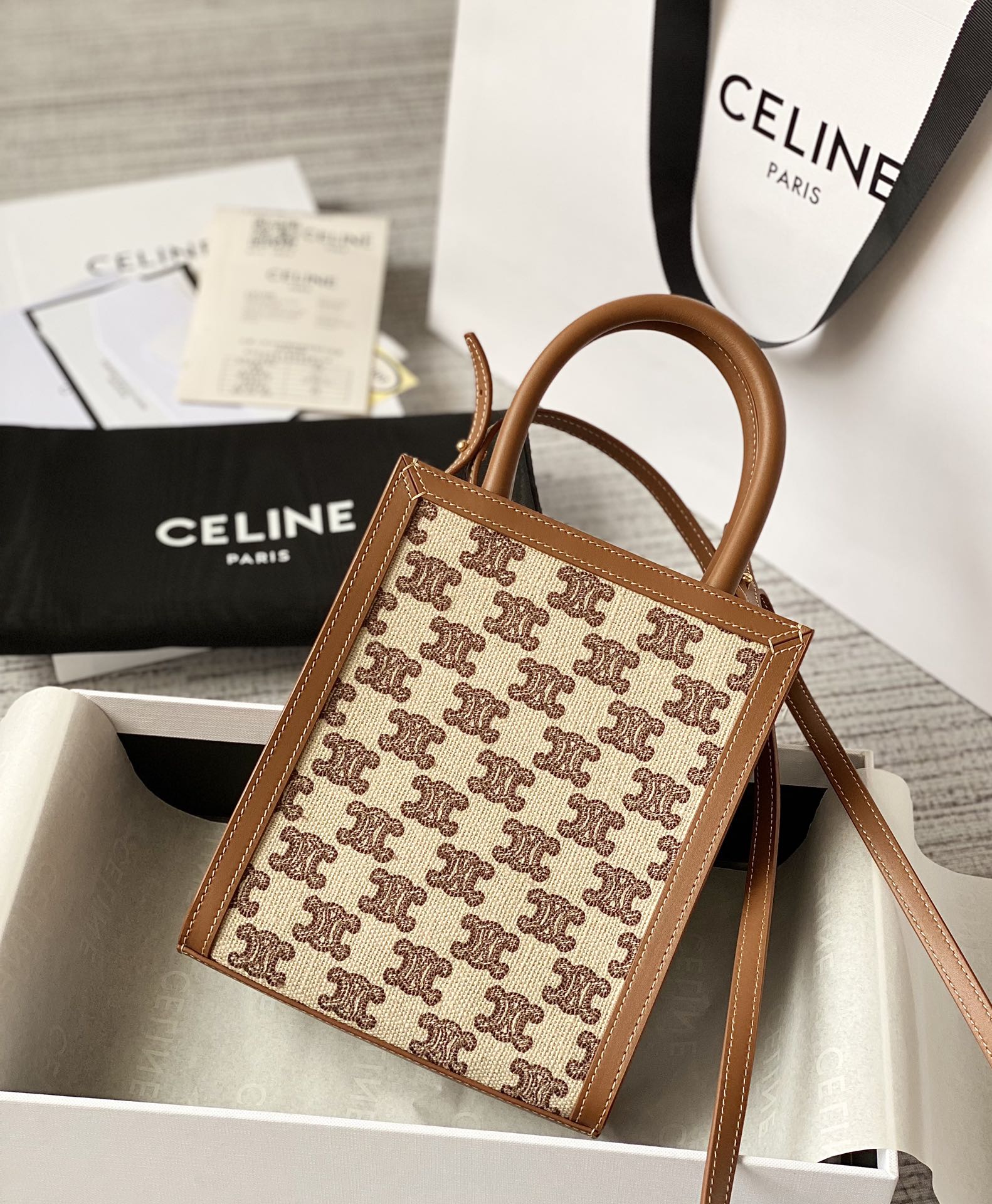 Celin Triomphe Tote-17*21*4CM