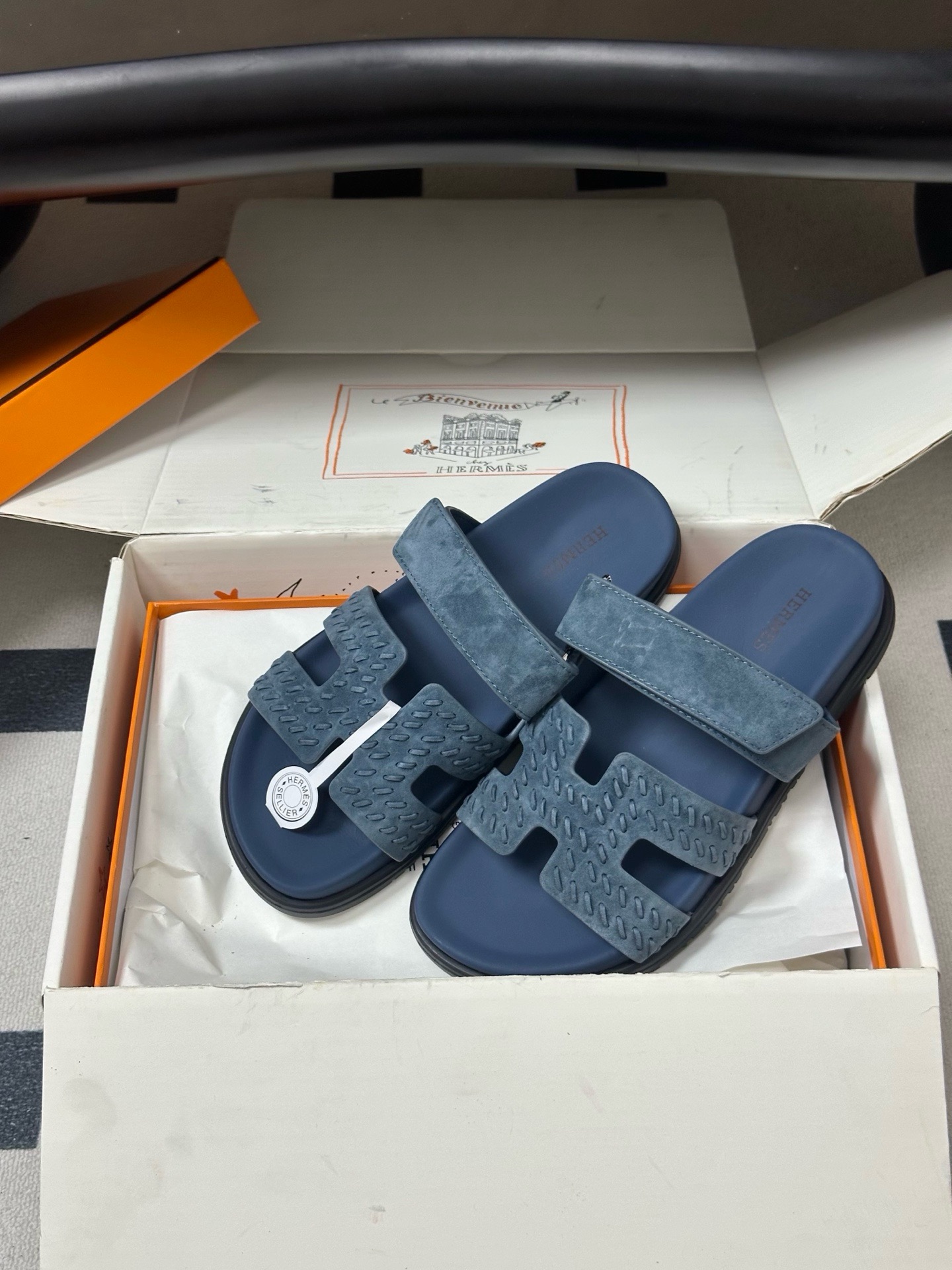 H**me5 Slides