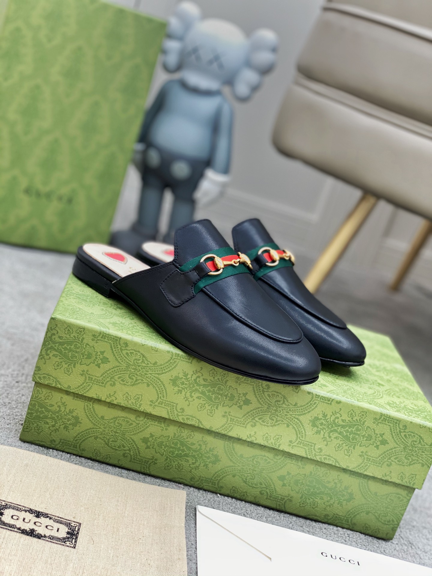 G*u*i loafers