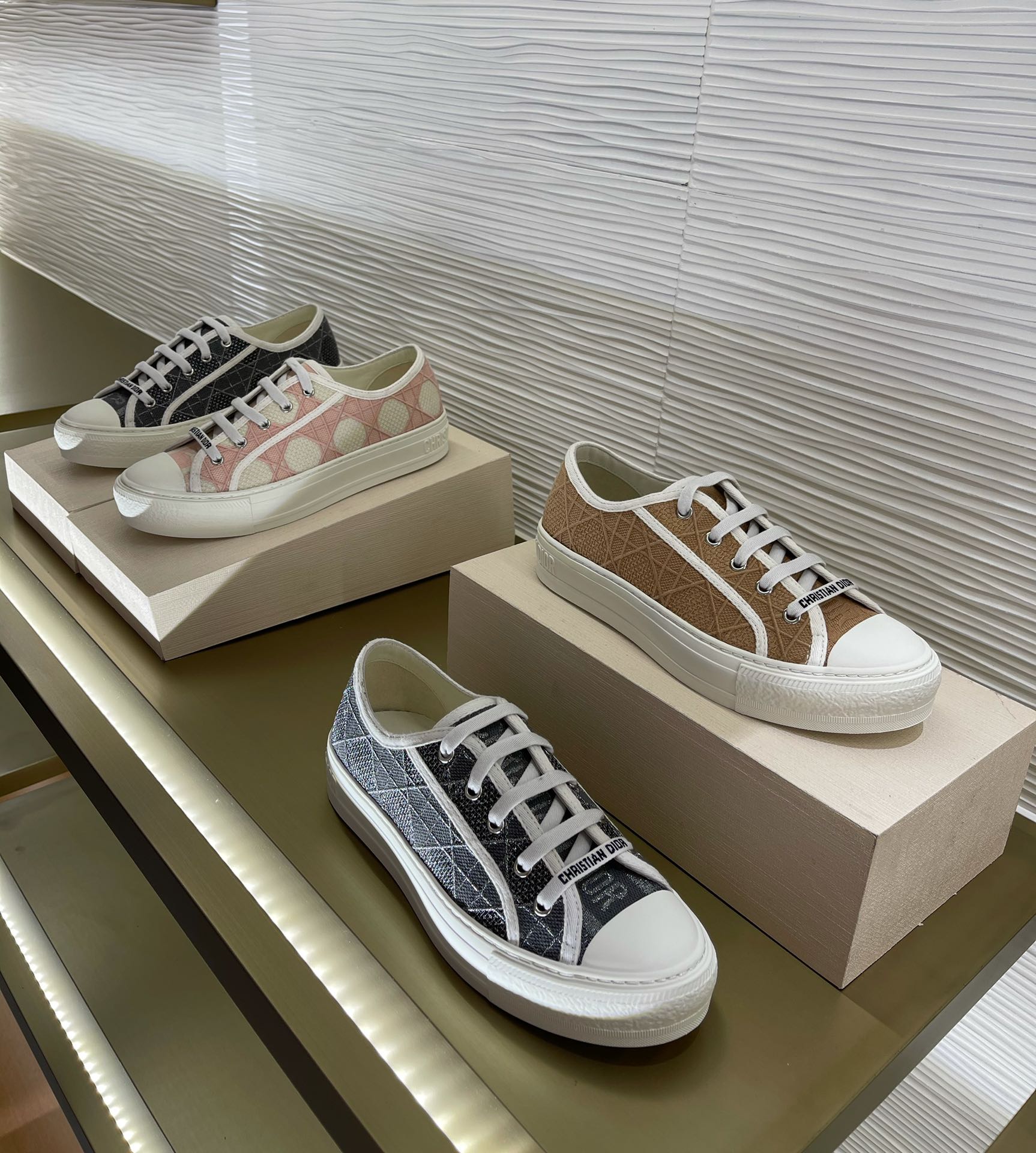 D*or sneakers