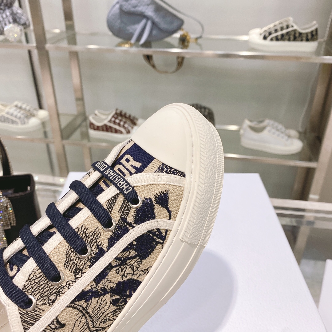 D*or sneakers