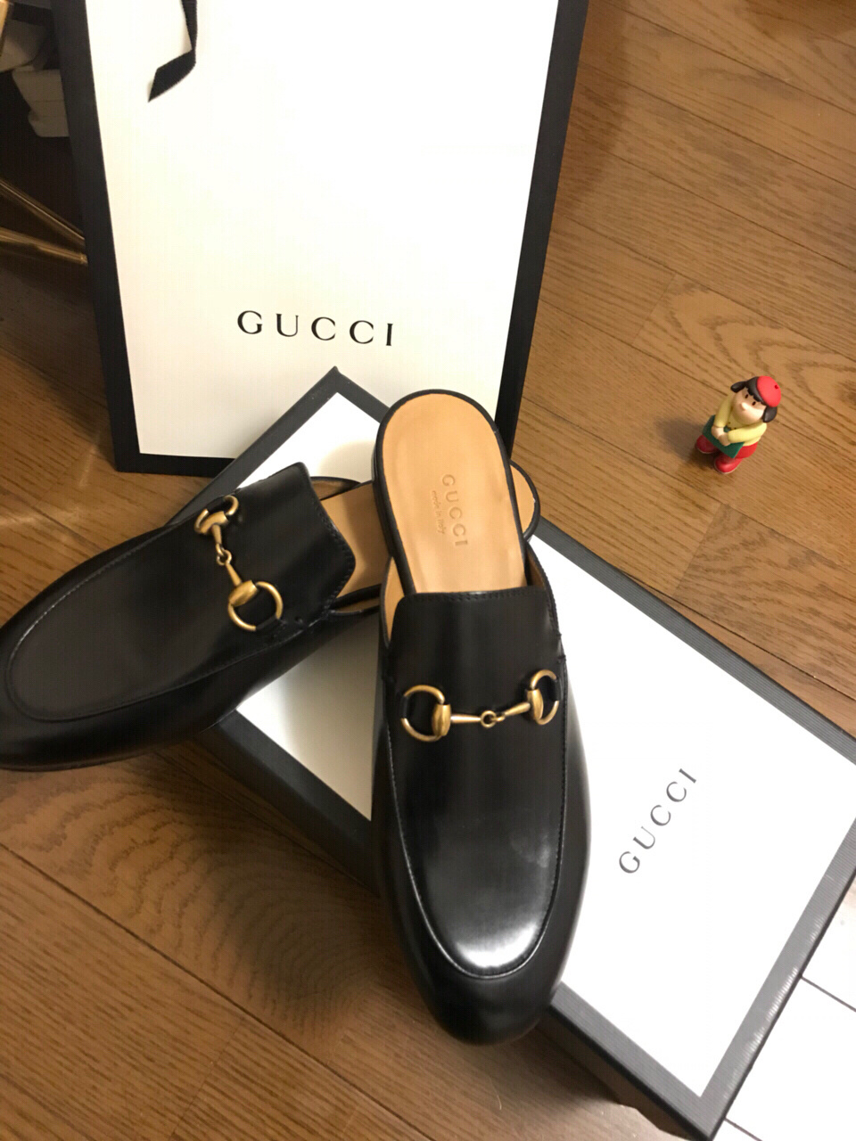 G*u*i loafers shoes