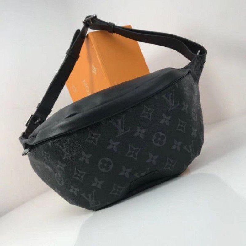 Discovery Bumbag Monogram Eclipse M44336