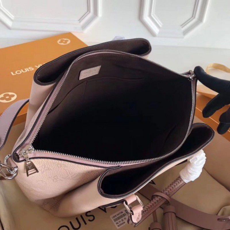 Magnolia Haumea Bag Mahina Leather M55030