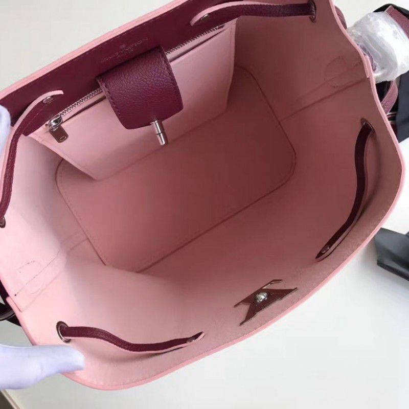 Bordeaux Lockme Bucket Bag M54680