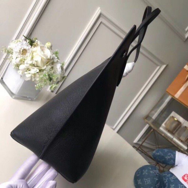 Lockme Go Tote Bag M55028