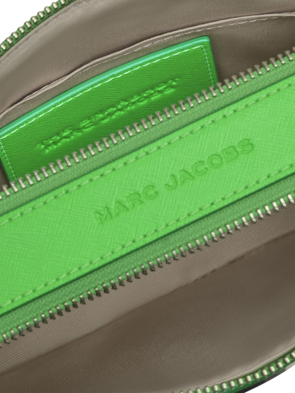 Marc Jacobs The Utility Snapshot camera bag