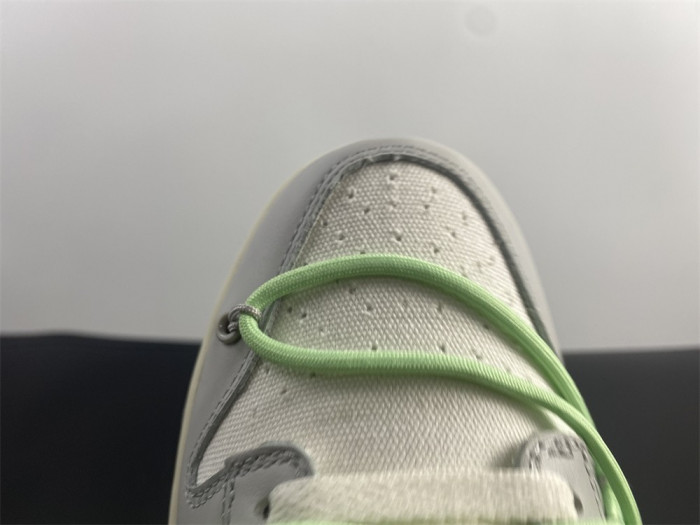Off-White x Dunk Low ‘Lot 07 of 50’ DM1602-108