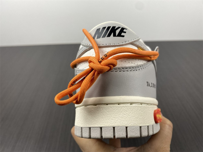 Off-White x Dunk Low ‘Lot 44 of 50’ DM1602-104