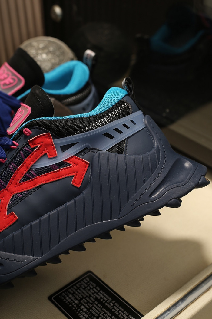 OFF-WHITE C/O ODSY-1000 SNEAKER