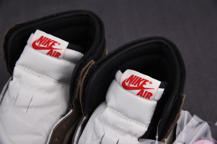 AIR JORDAN 1 HIGH OG TS SP ‘TRAVIS SCOTT’ 2.0 – CD4487-100