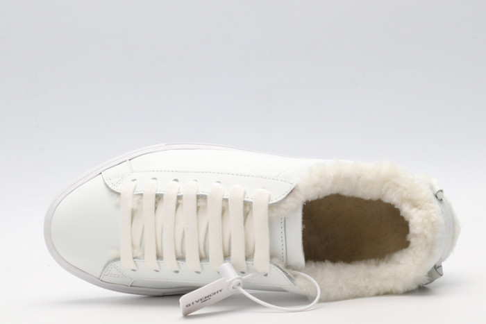 Givench LOW-TOP SNEAKER