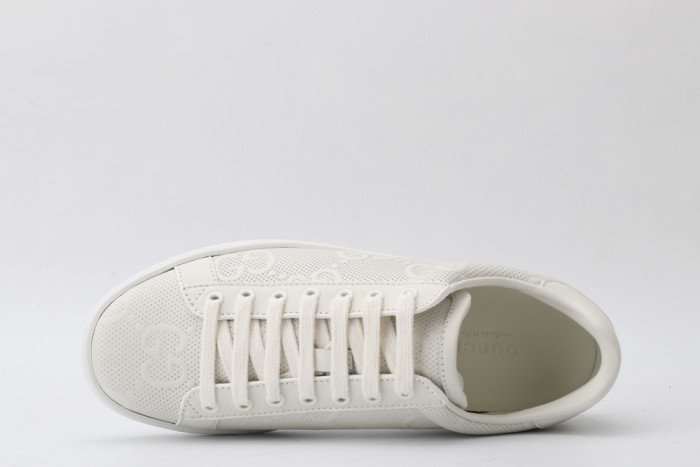 G*u*i low-top sneaker