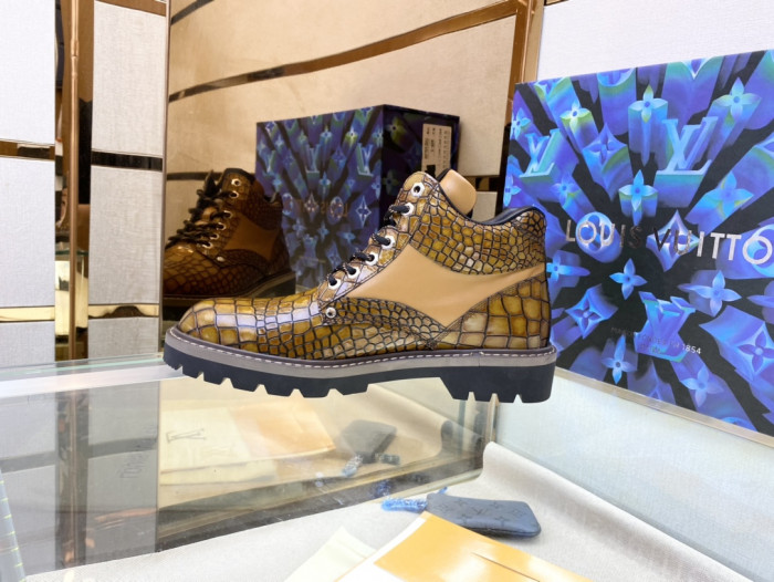 LOUS VUITO BOOTS
