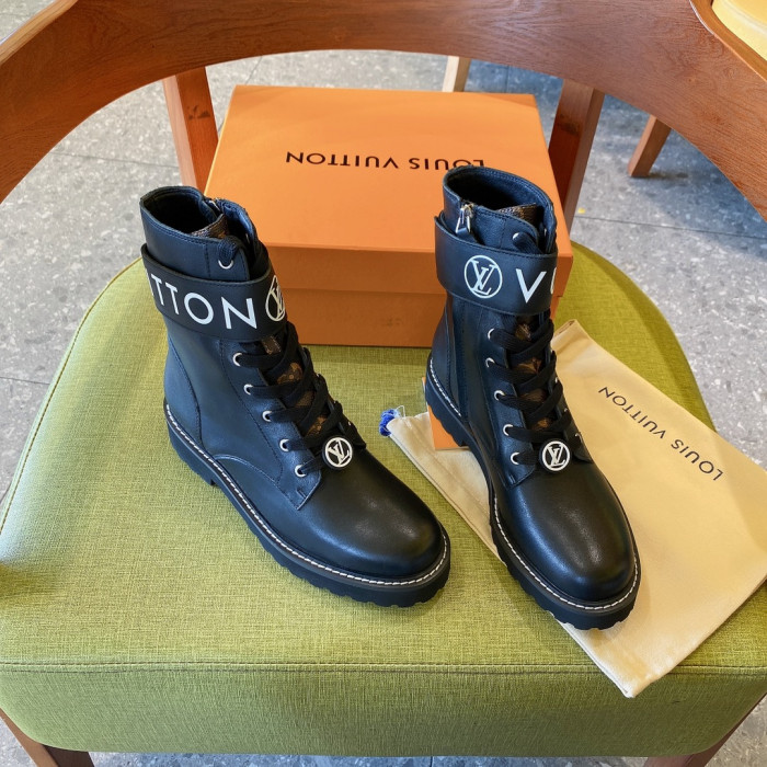 LOUS VUITO BOOTS