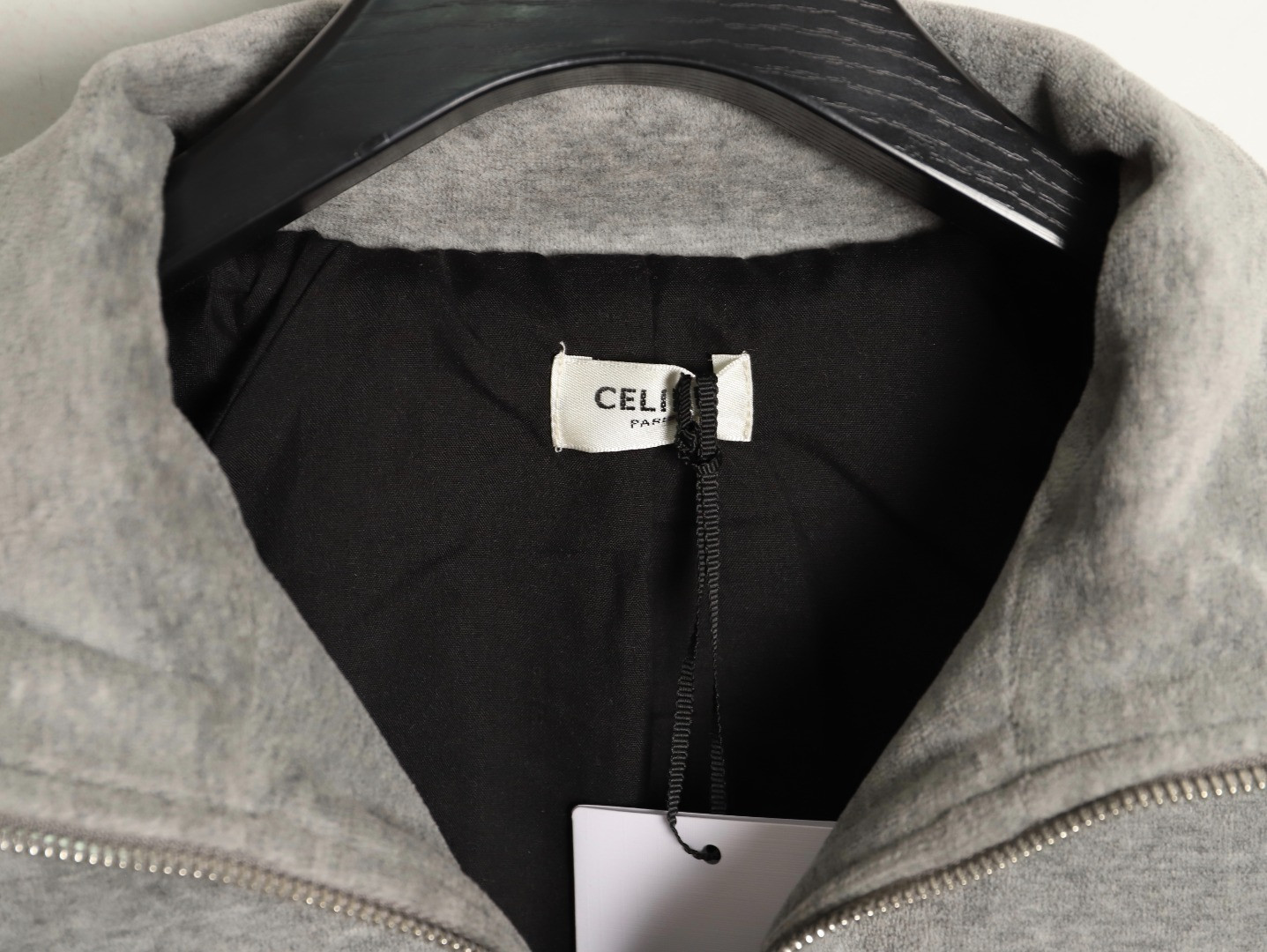 Ce1i*e Coats Suit