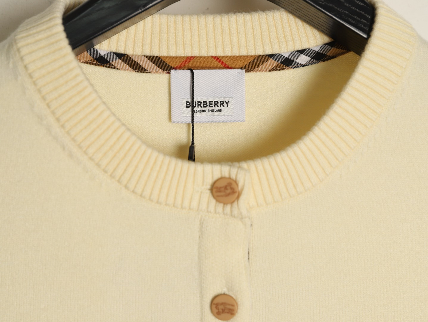Bv*b*rry Cardigan