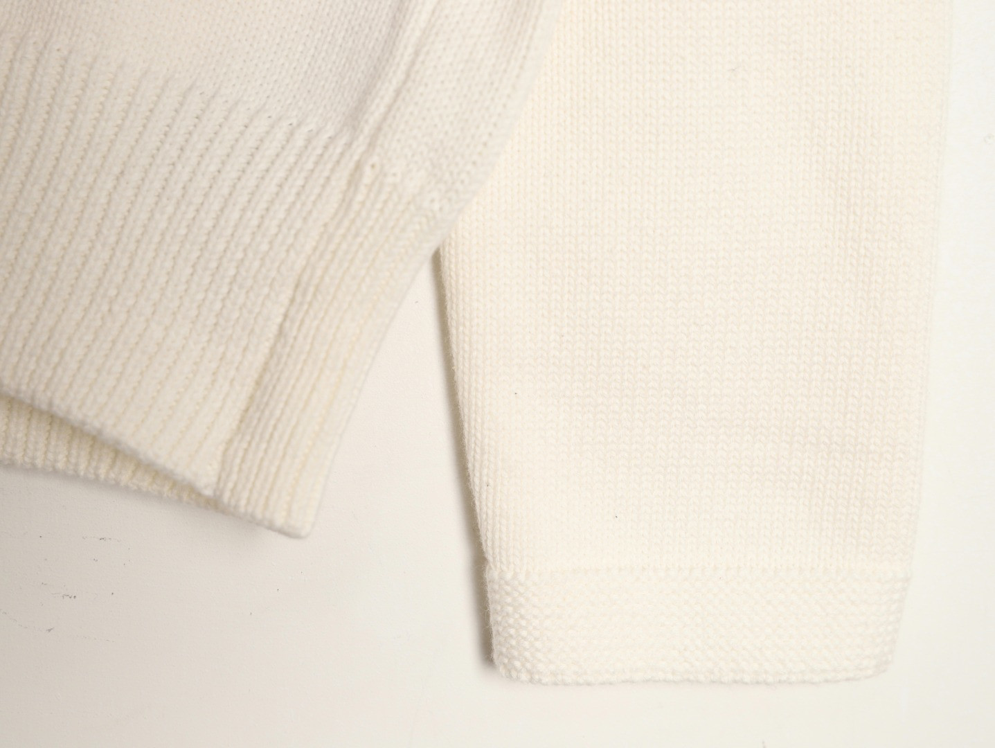 D10r CD 25ss Sweaters