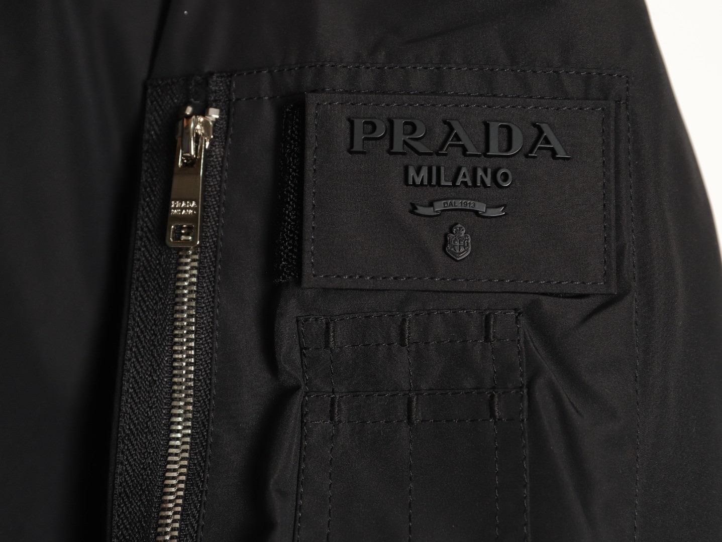 Pra*a 25Fw Short Light Puffer jacket