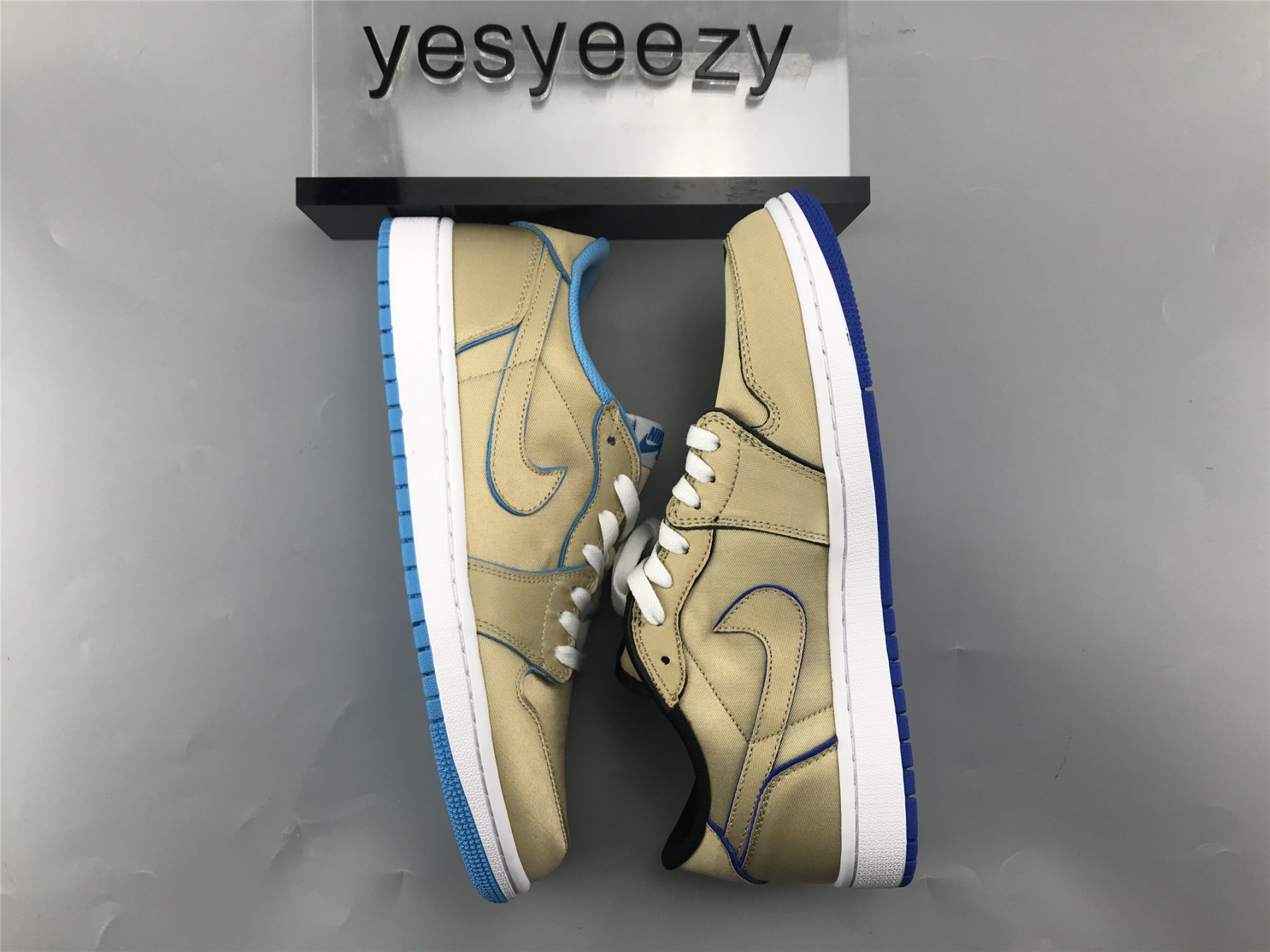 UA NIKE SB AIR JORDAN 1 LOW QS "DESERT ORE"