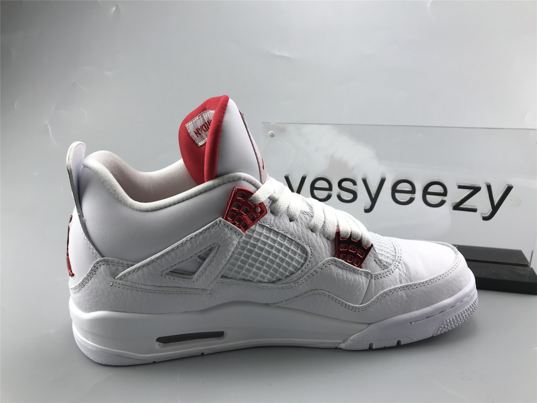 UA AIR JORDAN 4 RETRO METALLIC RED