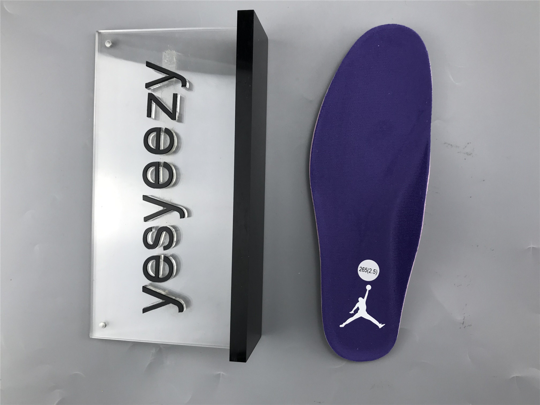 UA AIR JORDAN 4 RETRO "COURT PURPLE"