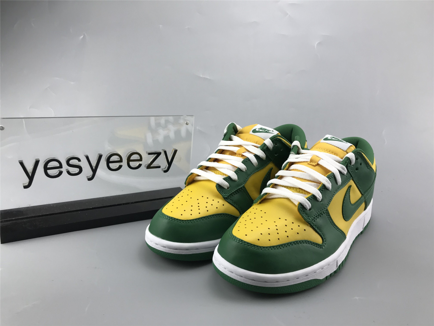UA NIKE DUNK LOW SP "BRAZIL"