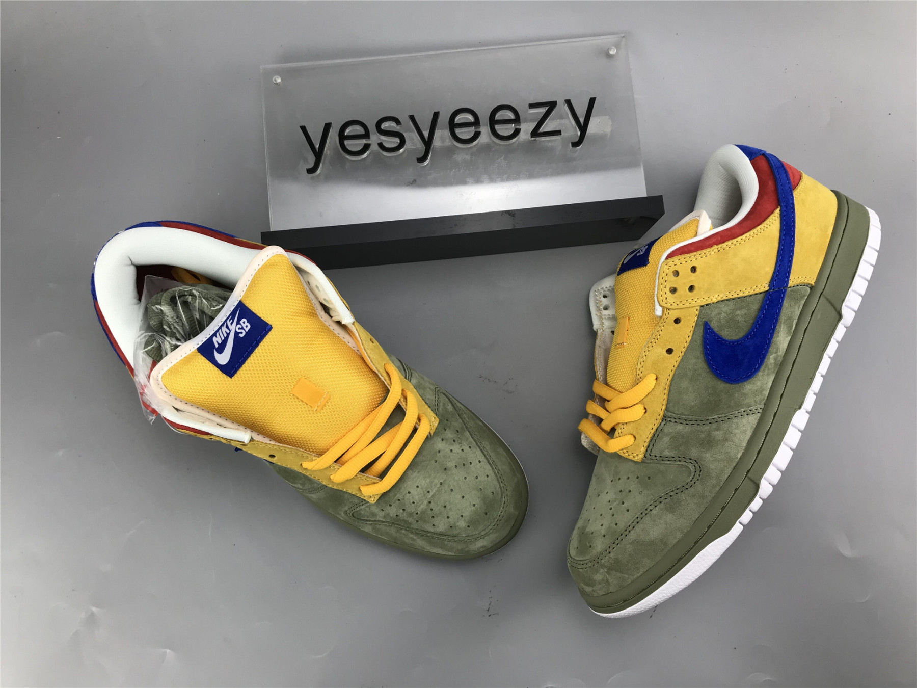 ua nike dunk low preM1vm sb