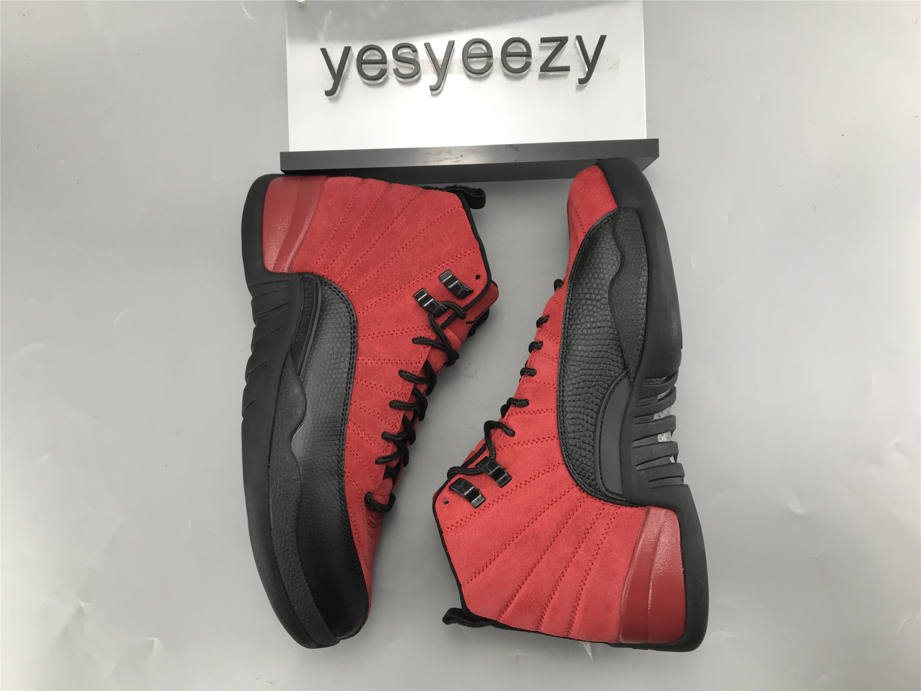 UA AIR JORDAN 12 RETRO REVERSE FLU GAME