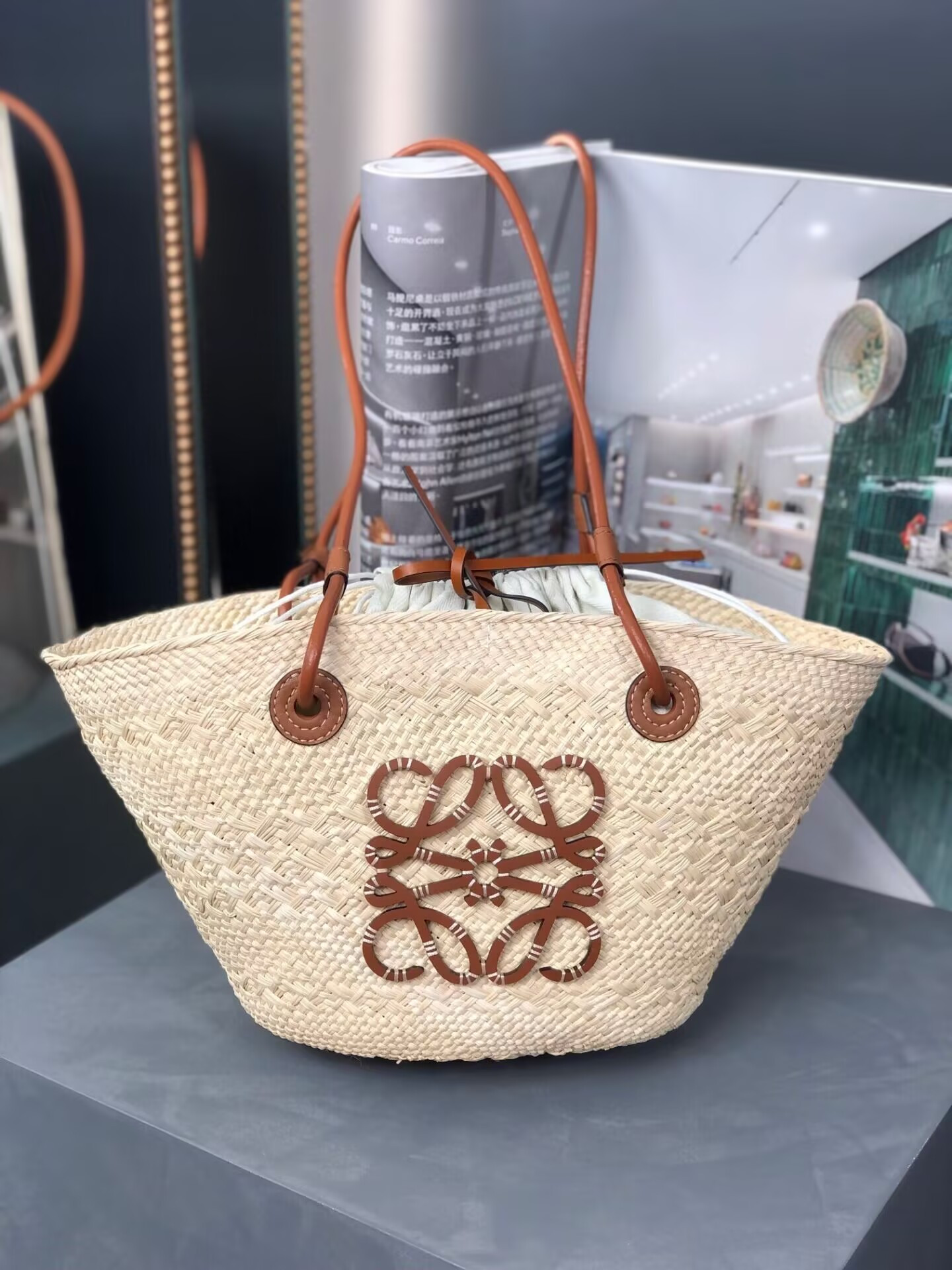L0ew* Anagram Basket 17x38x13cm