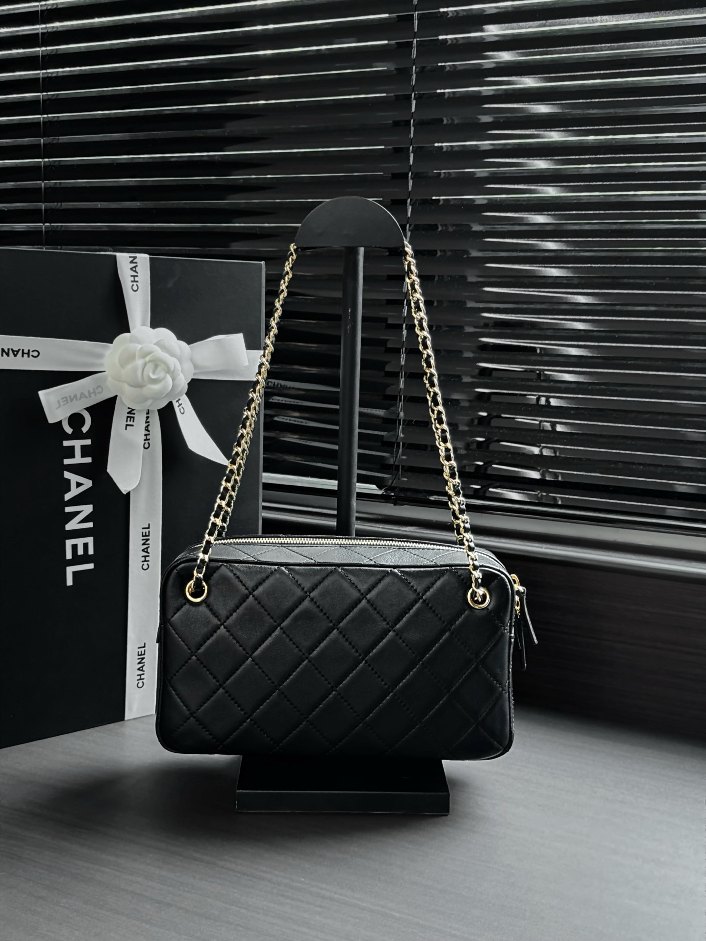 Ch**el Camera Bag in Lambskin Leather AS6443 13x24.5x8cm