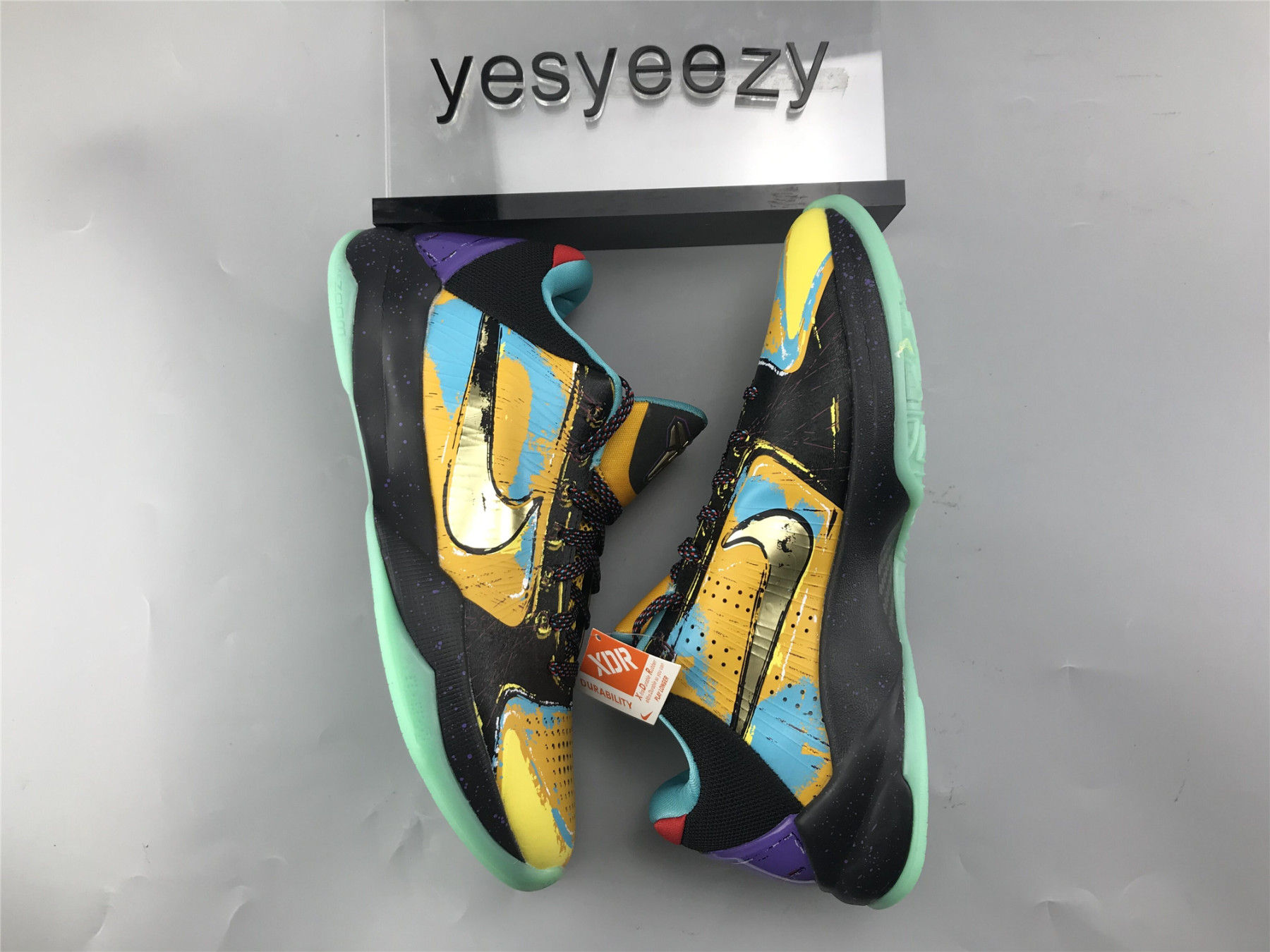 UA NIKE ZOOM KOBE 5 