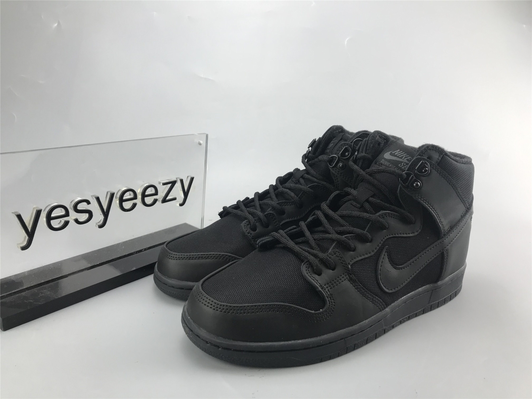UA NIKE SB ZOOM DUNK H PRO BOTA 