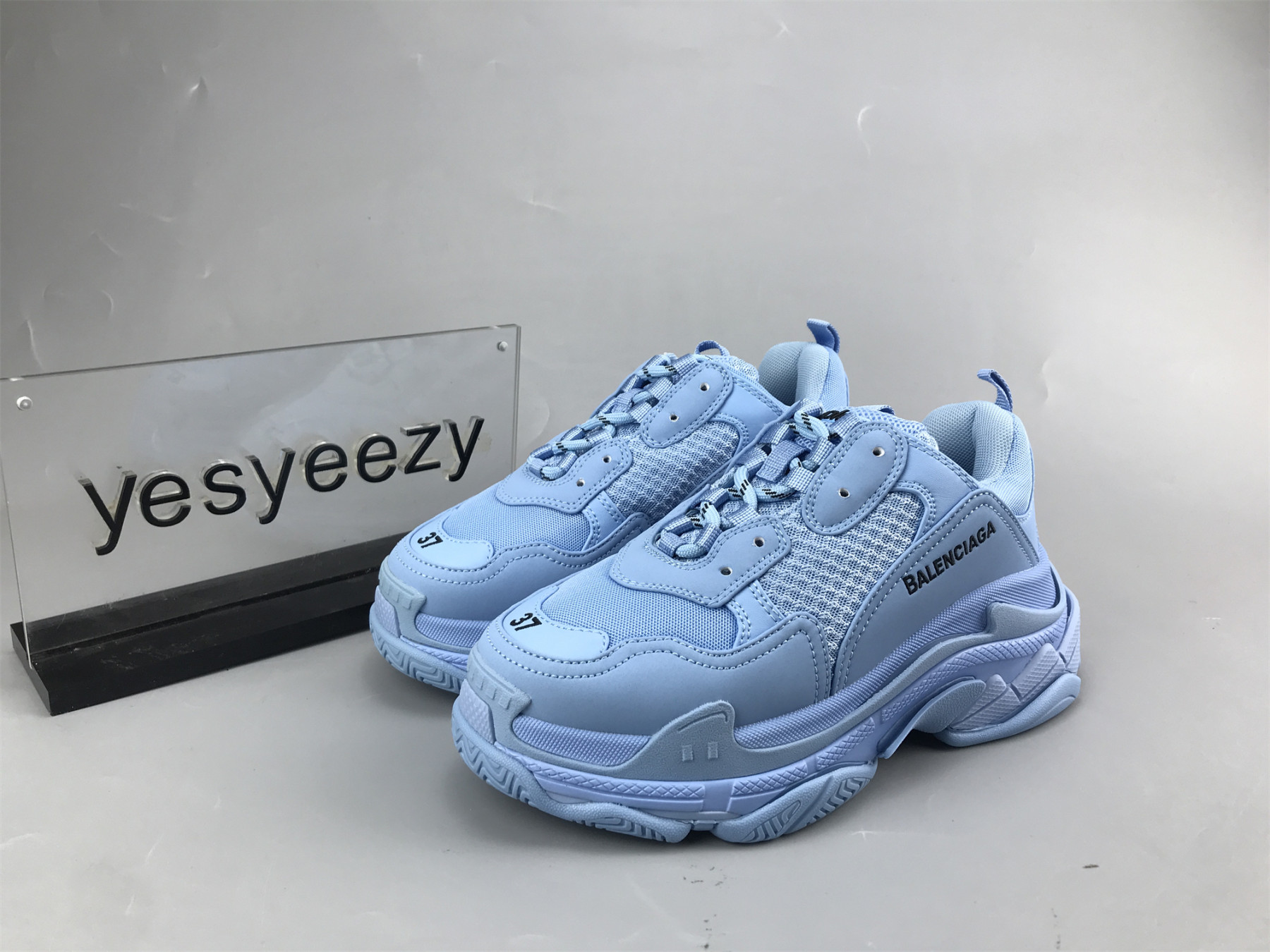 UA TRIPLE S CLEAR SOLE BLUE
