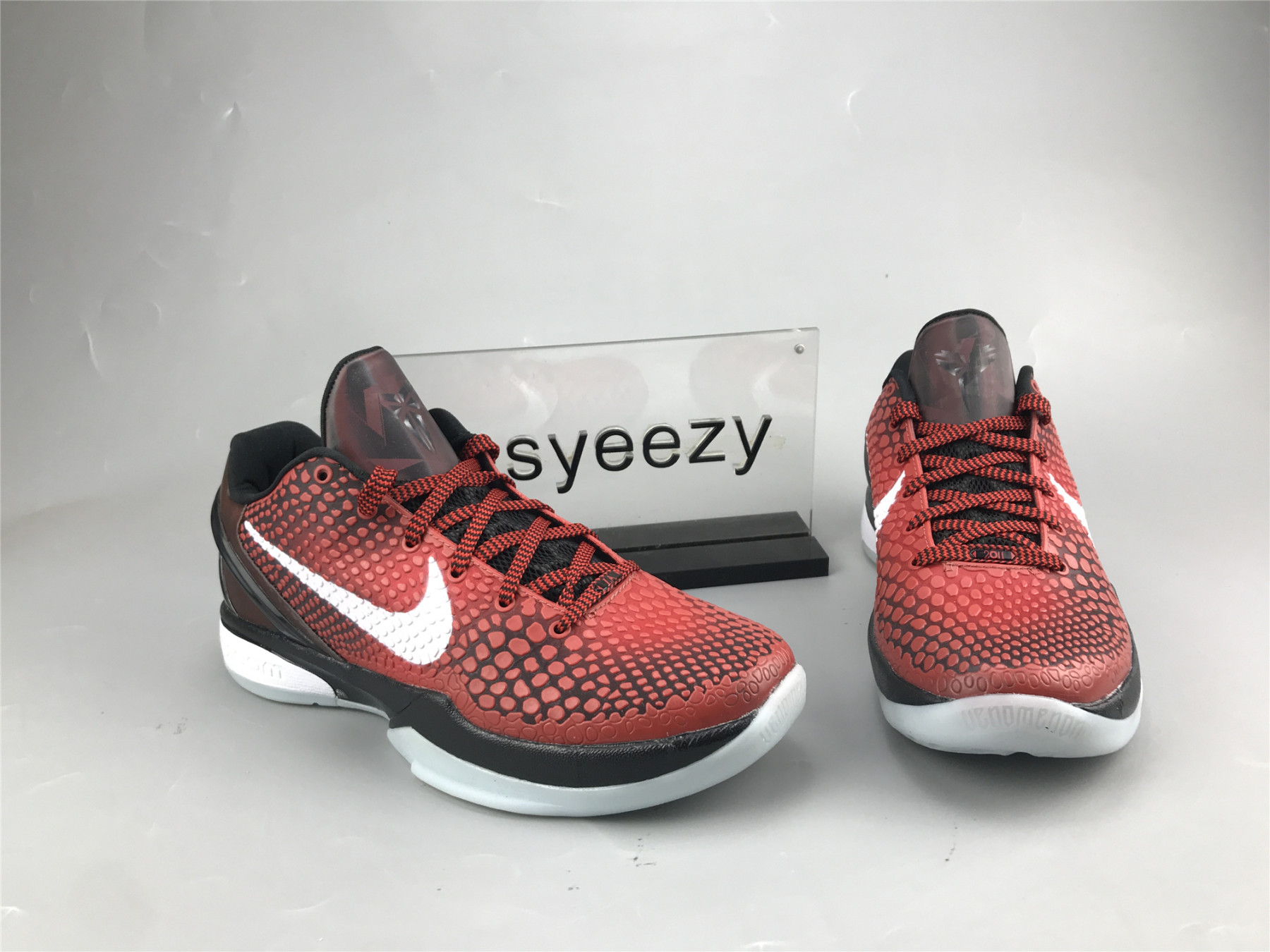 UA NIKE ZOOM KOBE 6 PROTRO 