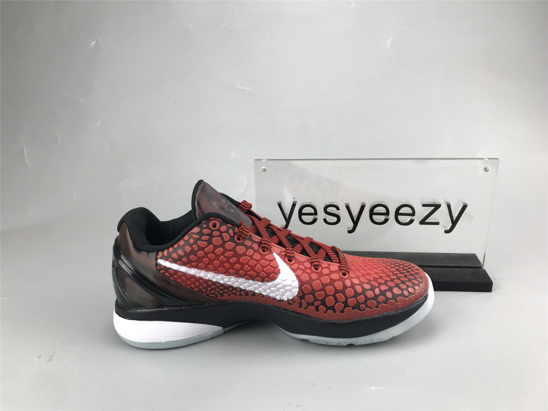 UA NIKE ZOOM KOBE 6 PROTRO 