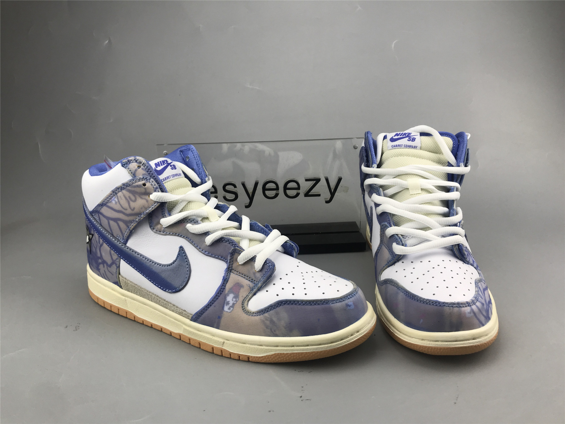 UA NIKE CARPET COMPANY X DUNK HIGH SB