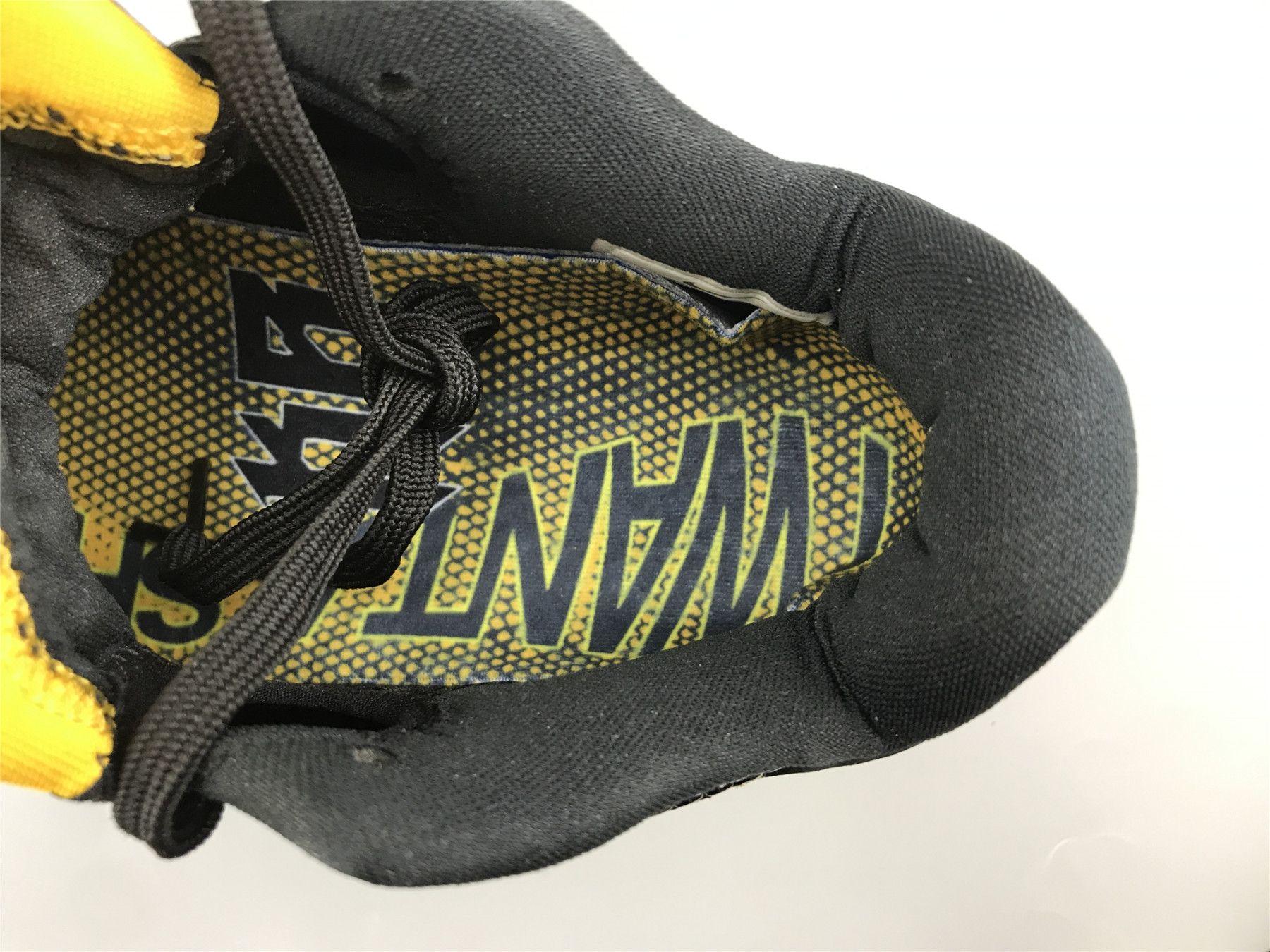 UA NIKE ZOOM KOBE 6 
