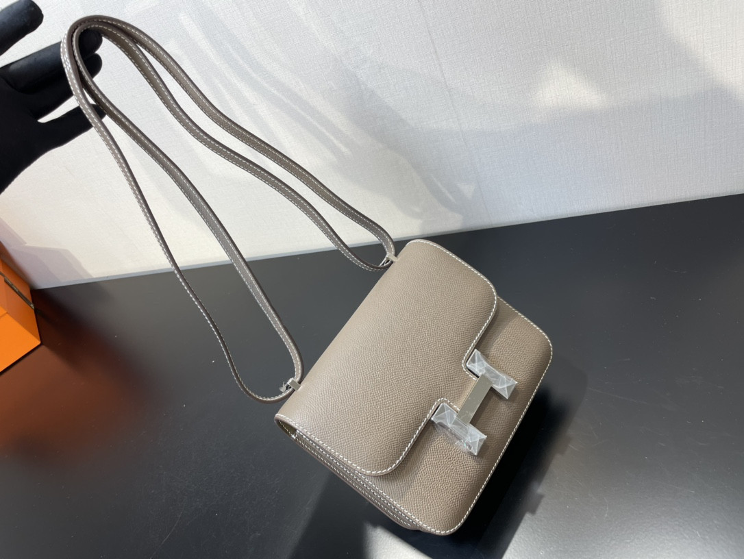 H**me5 Constance 24 Epsom leather silver hardware 9.4"x5.9"x3"