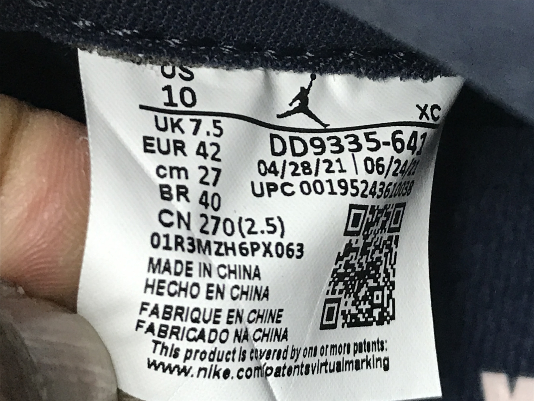 UA WMNS AIR JORDAN 1 RETRO HIGH OG SE 
