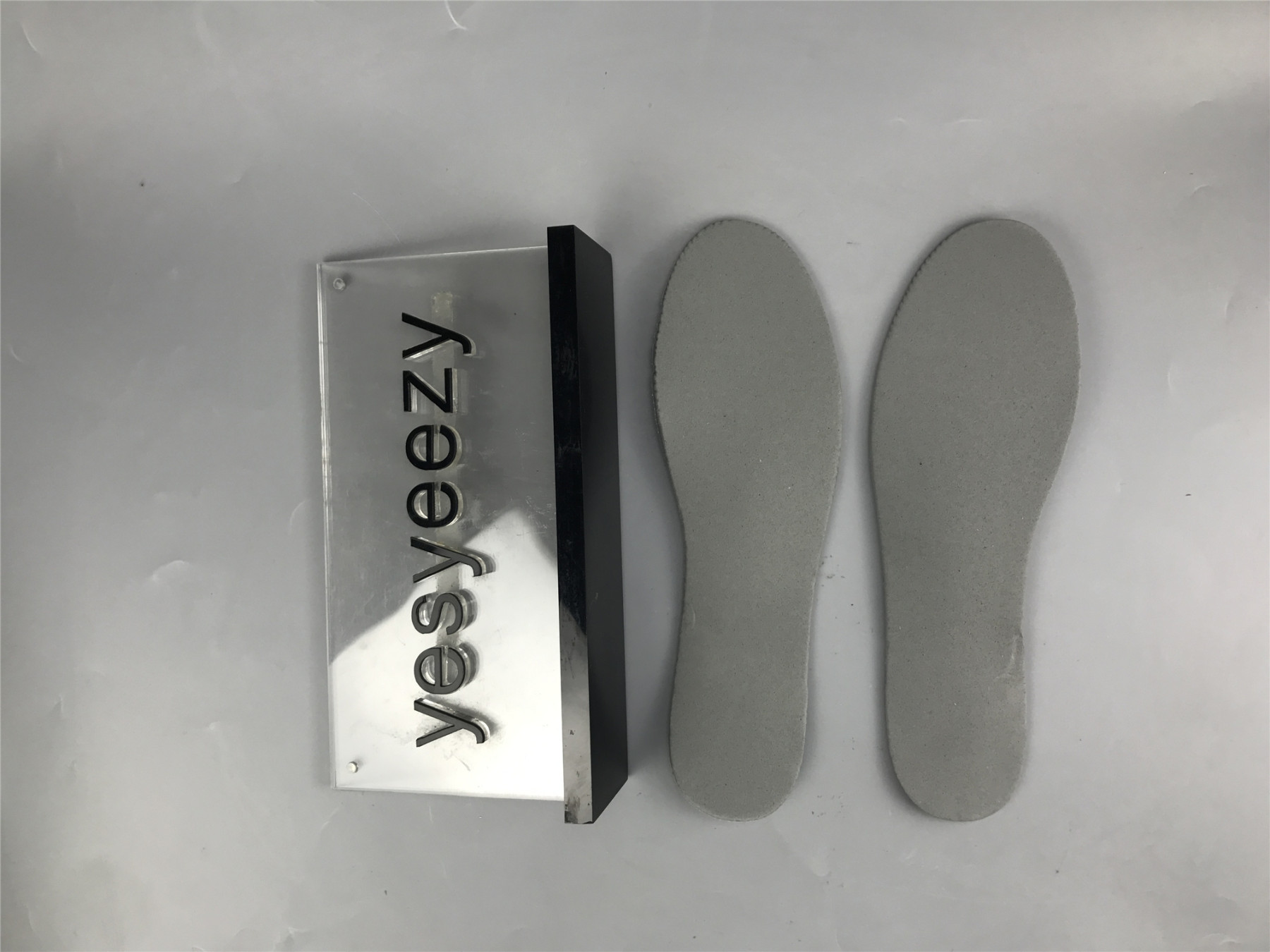 UA OFF-WHITE X BLAZER LOW 