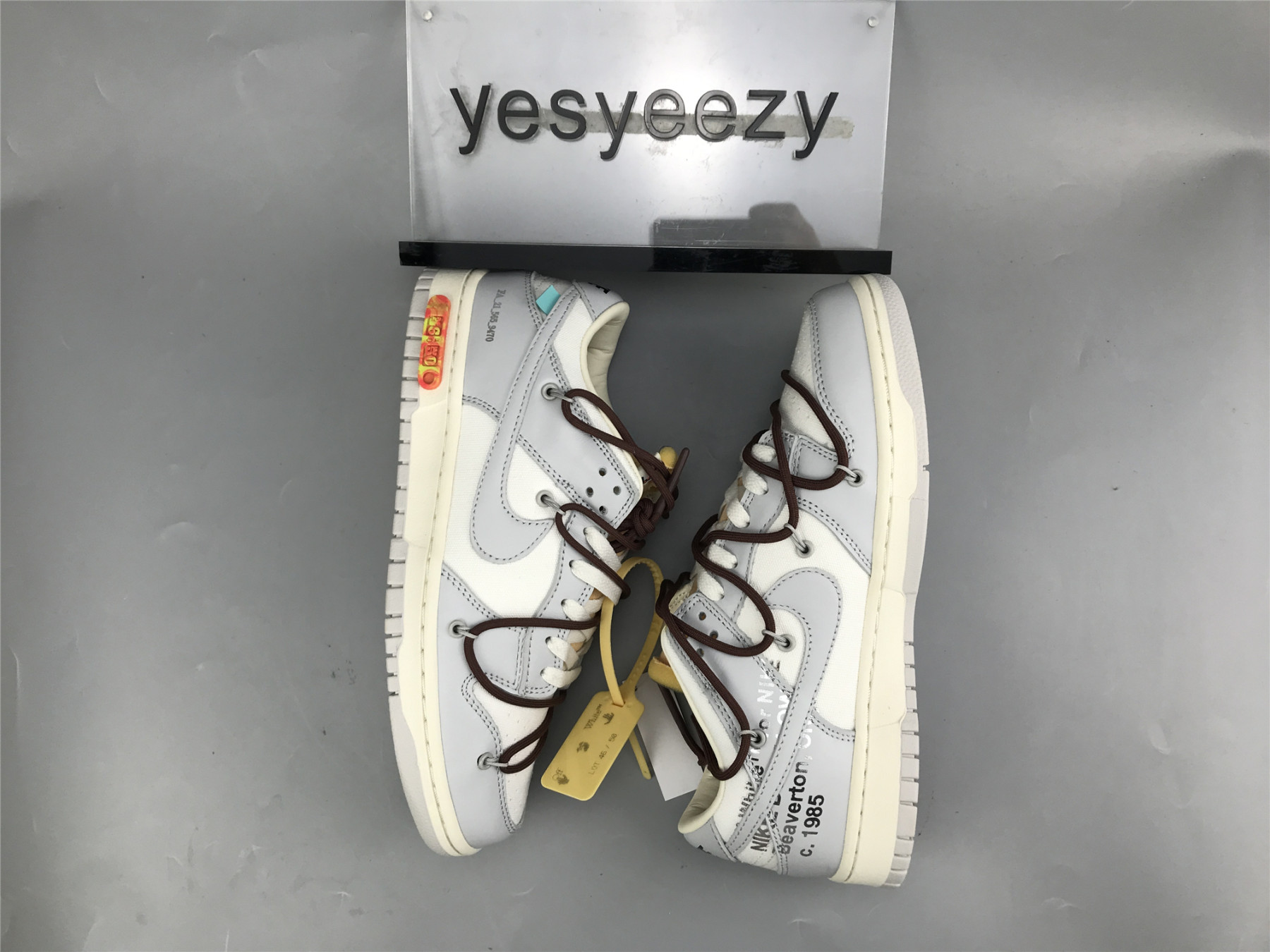 UA NIKE OFF-WHITE X DUNK LOW 