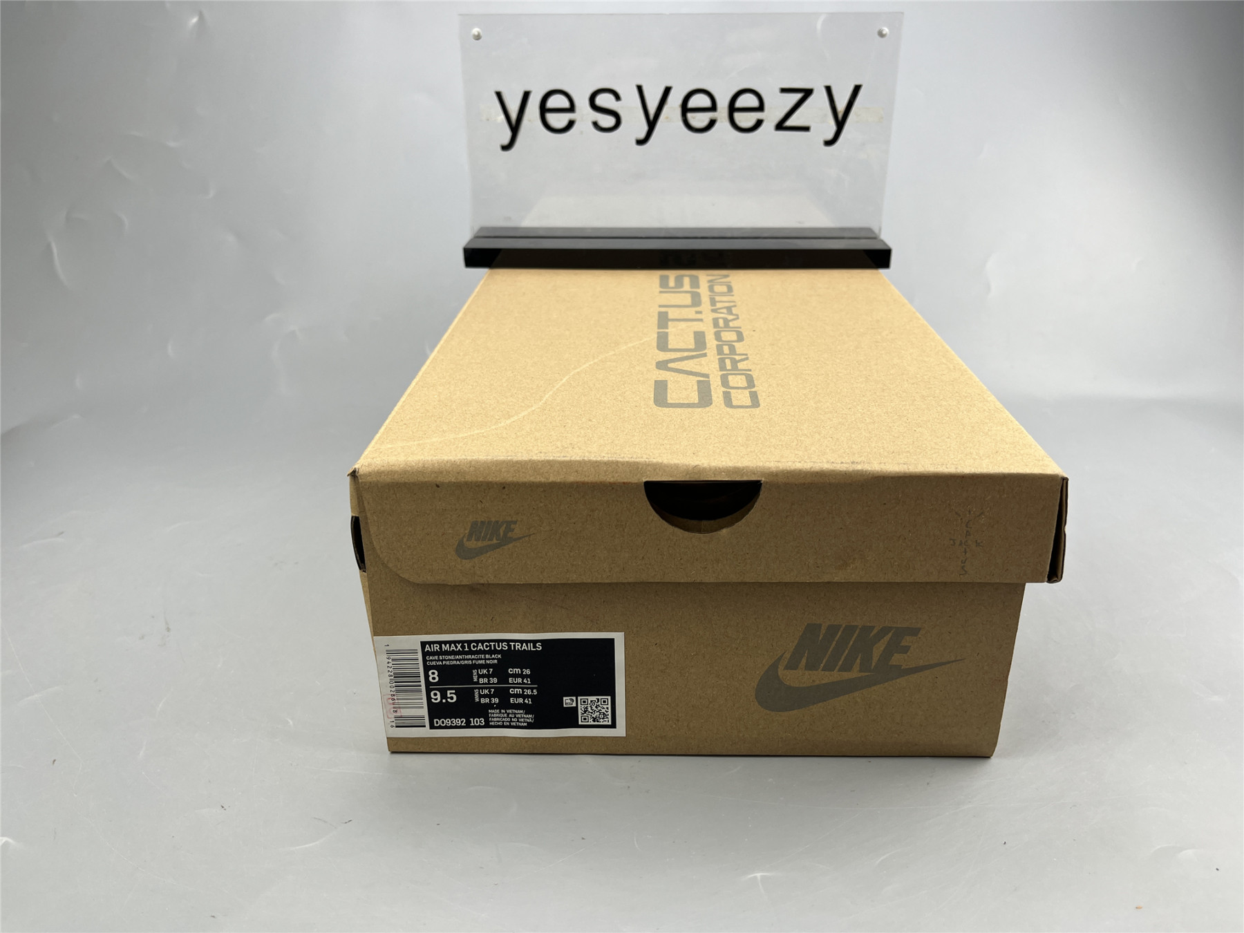 UA TRAVIS SCOTT X NIKE AIR MAX 1 CAVE STONE