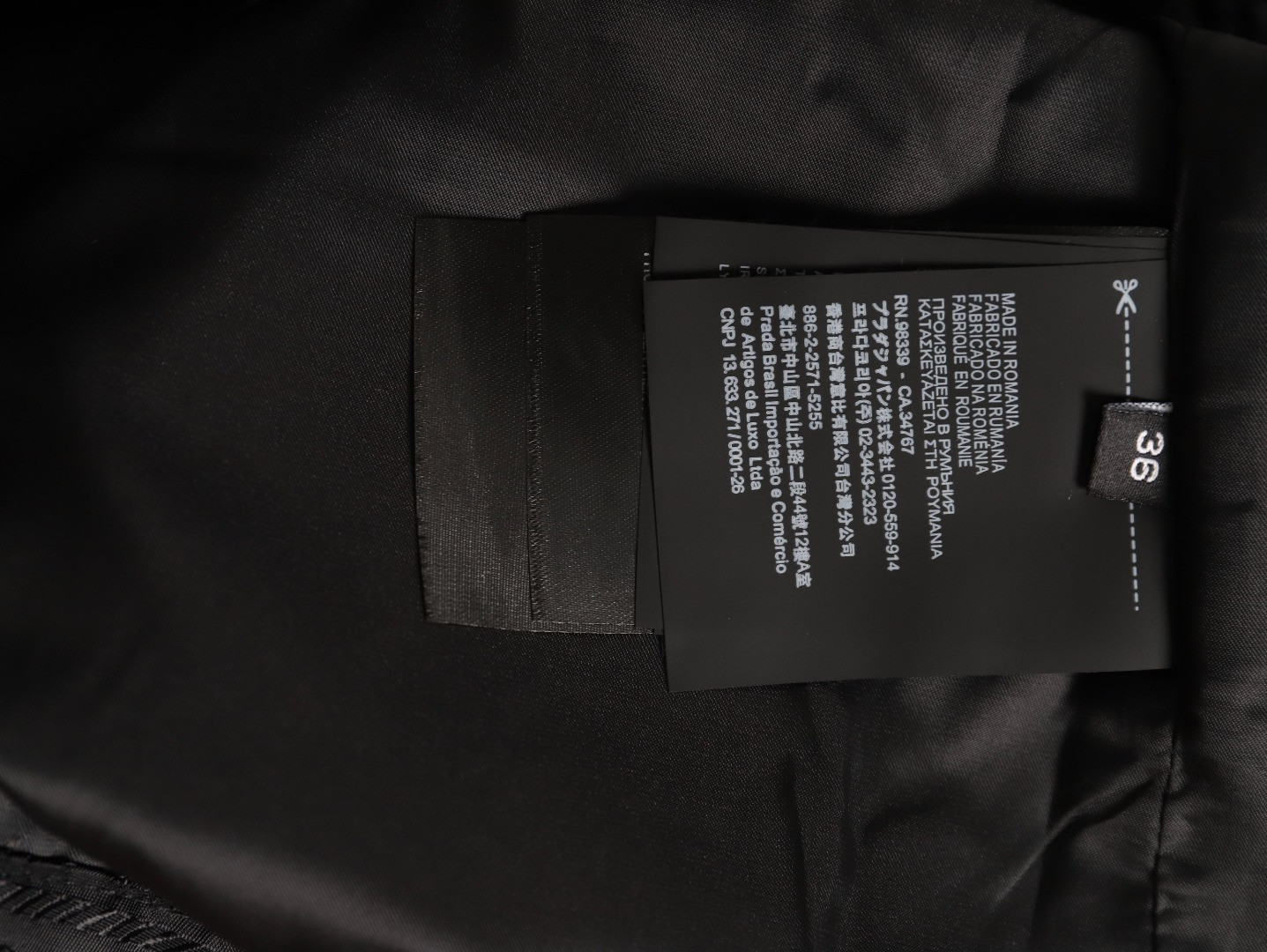 Pra*a Long-sleeved Shirts