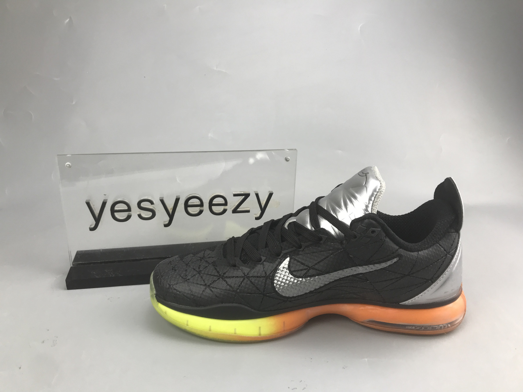 UA NIKE KOBE 10 