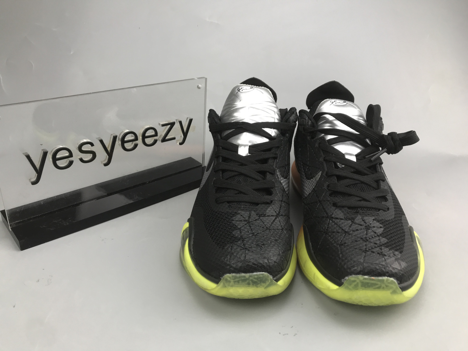 UA NIKE KOBE 10 
