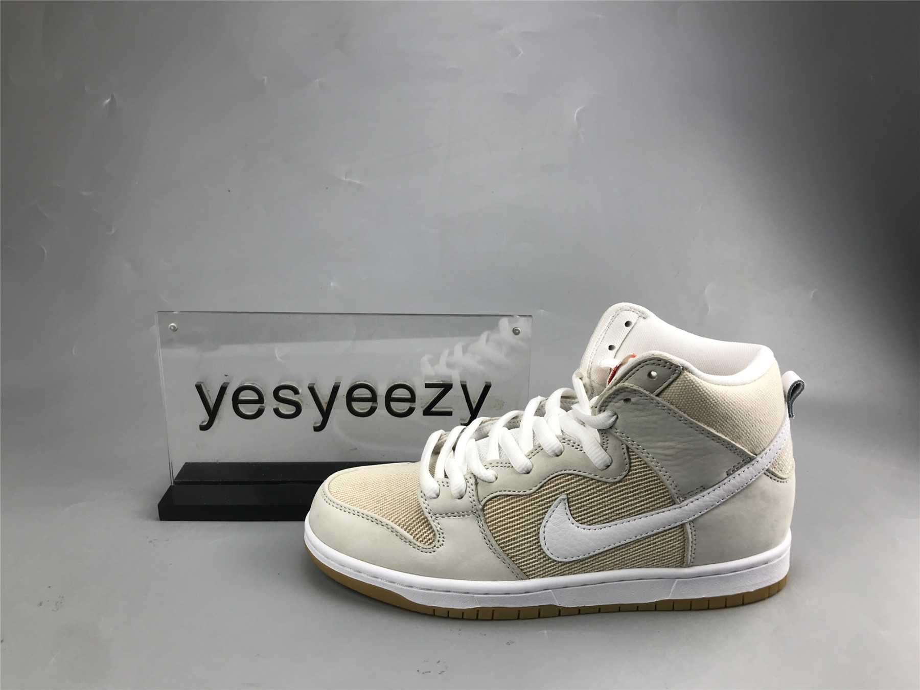 UA NIKE DUNK HIGH PRO ISO SB 
