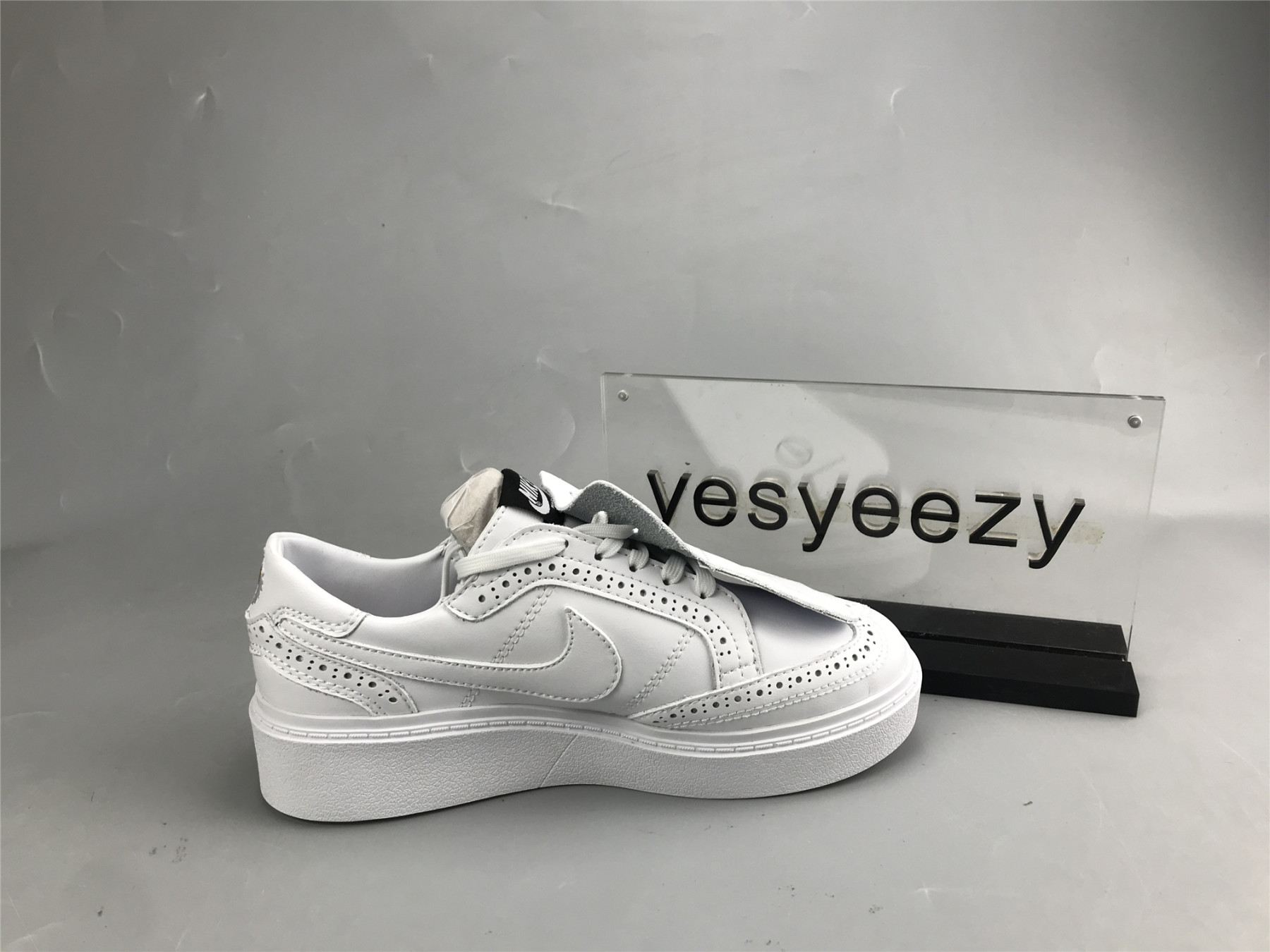 UA NIKE G-DRAGON X KWONDO 1 