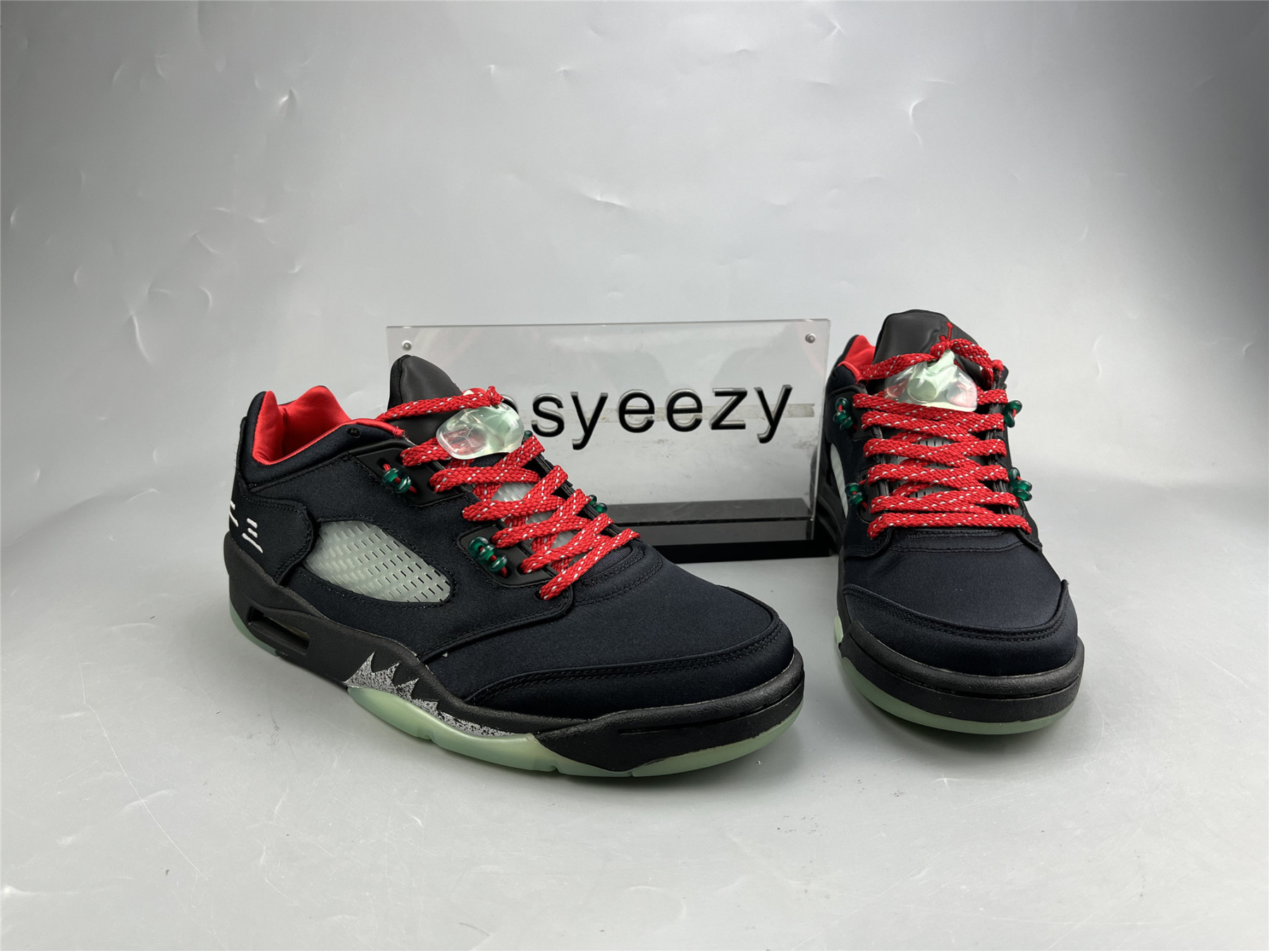 UA CLOT X AIR JORDAN 5 RETRO LOW 