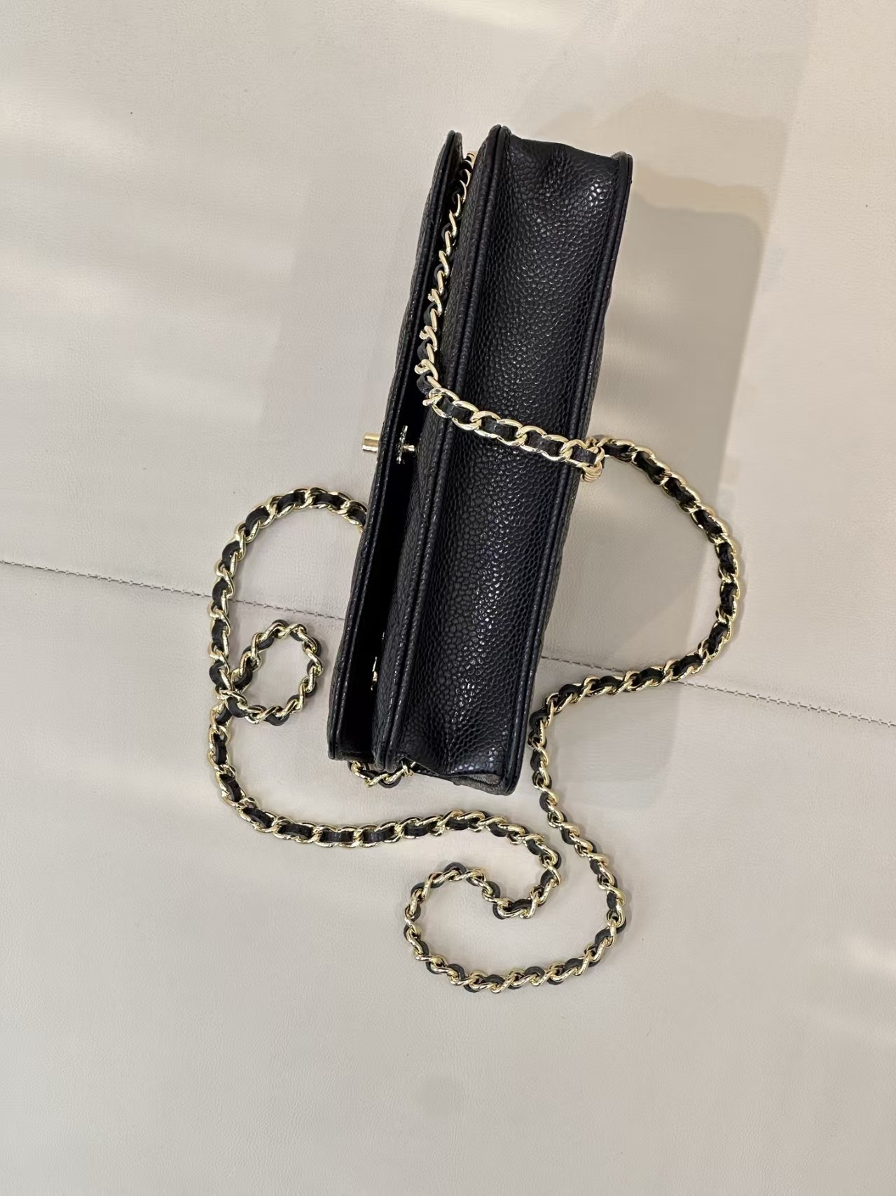 Ch**el WOC CLASSIC WALLET ON CHAIN 13x19cm